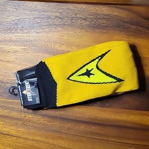 NWT Gold Star Trek Crew Socks